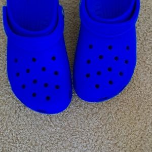 Varsity blue crocs